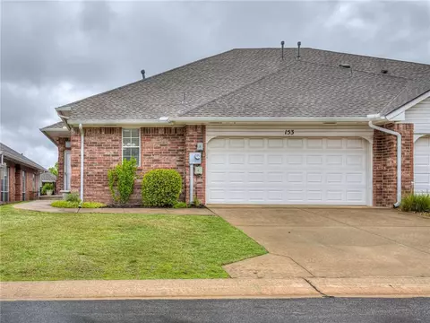 509 S Santa Fe Ave #153, Edmond, OK 73003