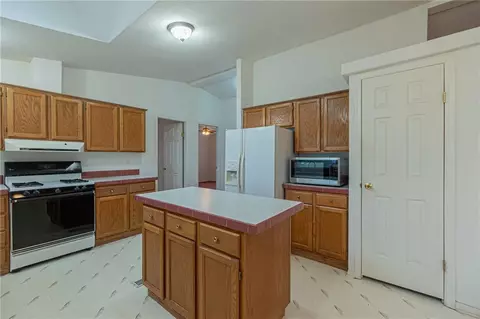 4101 E Horseshoe Ln, Moore, OK 73160 photo 11