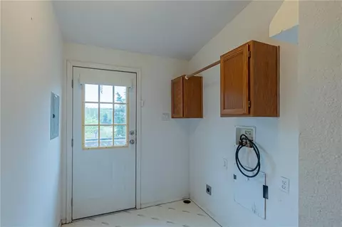 4101 E Horseshoe Ln, Moore, OK 73160 photo 13