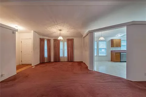 4101 E Horseshoe Ln, Moore, OK 73160 photo 6