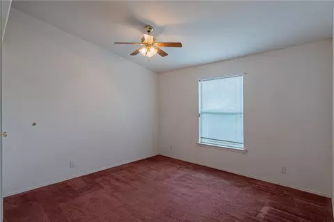 4101 E Horseshoe Ln, Moore, OK 73160 photo 25