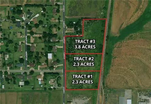 1635 S 28th St, Clinton, OK 73601