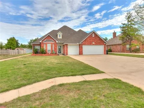 4512 SE 33rd St, Del City, OK 73115