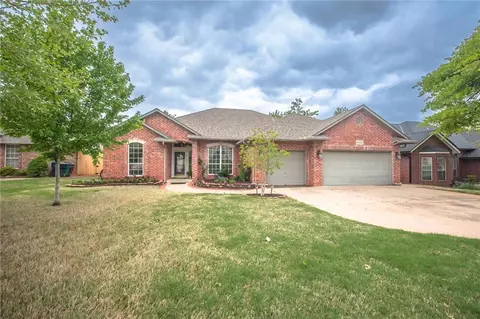14113 Smithurst Rd, Edmond, OK 73013