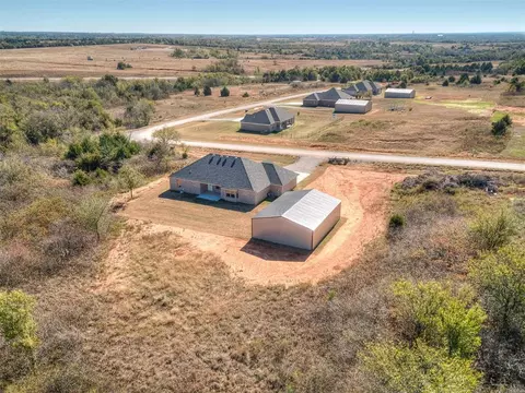 2170 Triple Crown Ter, Blanchard, OK 73010