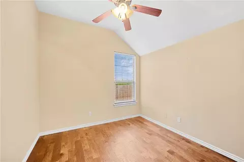 801 Kelsi Dr, Moore, OK 73160 photo 17