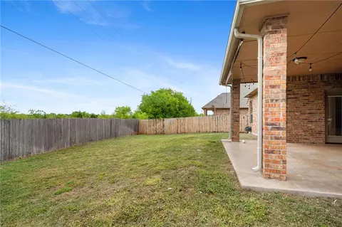 801 Kelsi Dr, Moore, OK 73160 photo 31