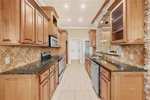 801 Kelsi Dr, Moore, OK 73160 photo 12
