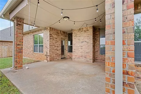801 Kelsi Dr, Moore, OK 73160 photo 30