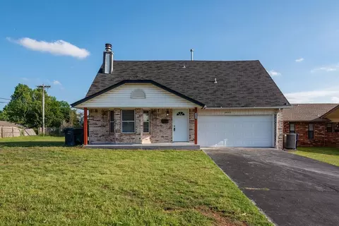 3512 Oakcliff Dr, Oklahoma City, OK 73135