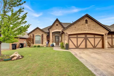 1705 SE 18th St, Moore, OK 73160