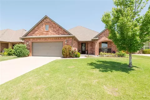 10322 Sunset Blvd, Oklahoma City, OK 73120