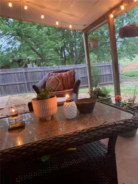 126 Palm Ave, Yukon, OK 73099