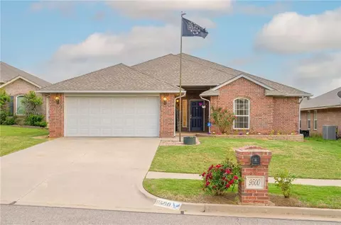 9500 Orchard Blvd, Midwest City, OK 73130