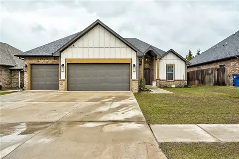 805 Ew Ew Barajas Trail Ter, Mustang, OK 73064