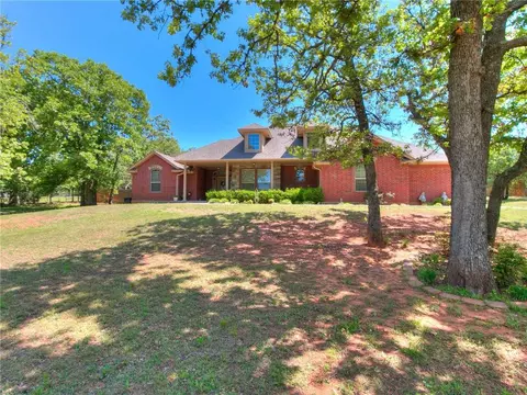 5612 Midway Dr, Newalla, OK 74857