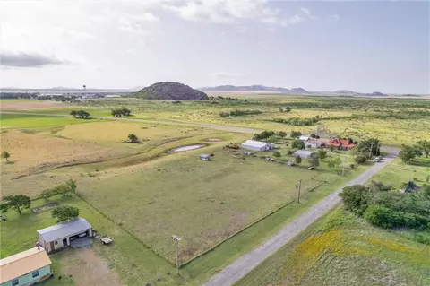 901 E 1st St, Granite, OK 73547 photo 36