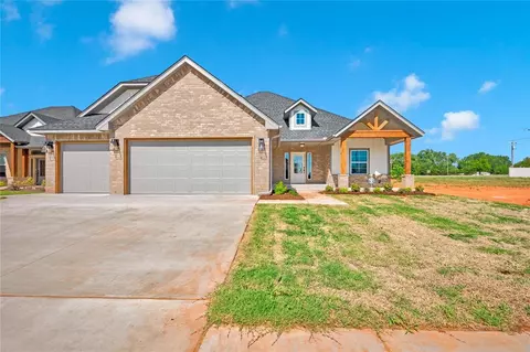 4605 Olivera St, Mustang, OK 73064