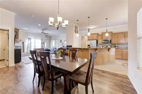 2102 Wheaton Dr, Norman, OK 73071 photo 9