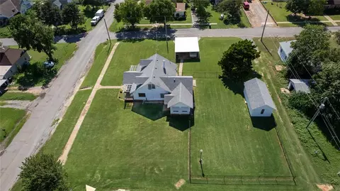 313 E 6th St, Hydro, OK 73048 photo 26