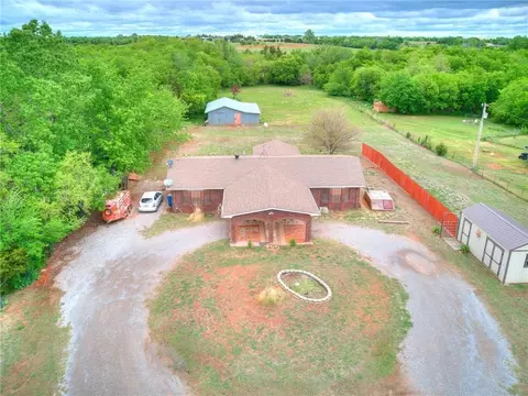 245 E Riddle Rd, Chickasha, OK 73018 photo 37