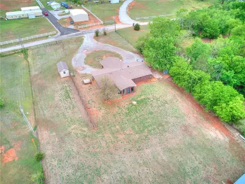 245 E Riddle Rd, Chickasha, OK 73018 photo 41