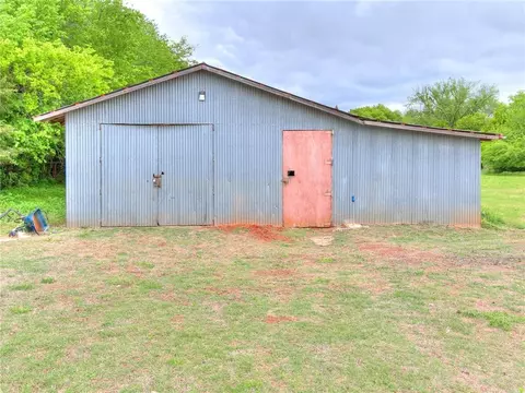 245 E Riddle Rd, Chickasha, OK 73018 photo 20