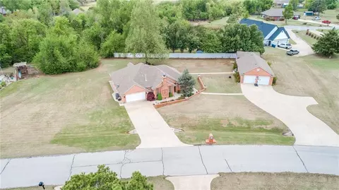 2720 NW 31st Pl, Newcastle, OK 73065
