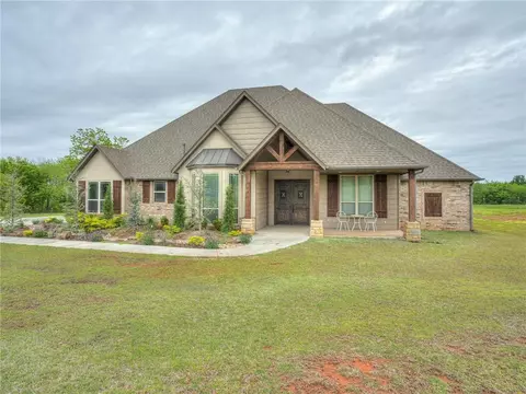 1520 N Morgan Ave, Blanchard, OK 73010