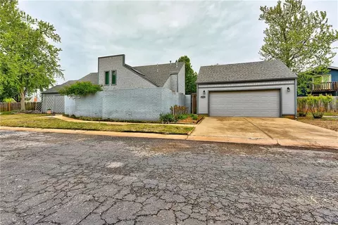 4721 Dove Tree Ln, Oklahoma City, OK 73162