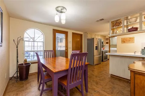 2103 Parkview Dr, Moore, OK 73170 photo 13