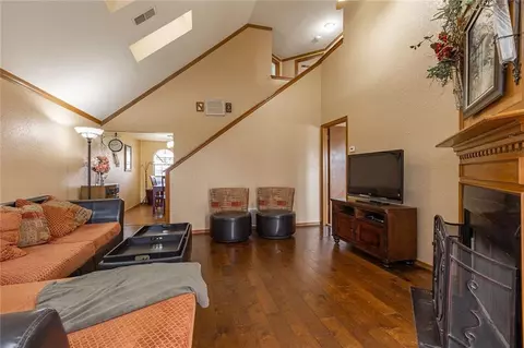 2103 Parkview Dr, Moore, OK 73170 photo 9