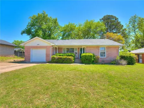 1629 N Minnesota Ave, Shawnee, OK 74804