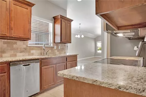 812 E Cypress St, Altus, OK 73521 photo 10