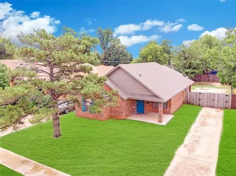 812 E Cypress St, Altus, OK 73521
