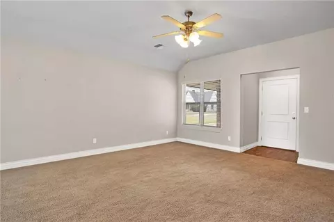 812 E Cypress St, Altus, OK 73521 photo 7