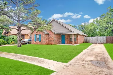812 E Cypress St, Altus, OK 73521 photo 2