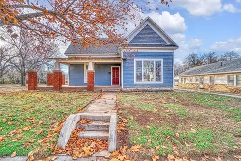 332 W Jefferson Blvd, Mangum, OK 73554