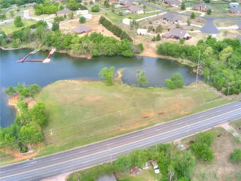 2877 S Sooner Rd, Moore, OK 73165 photo 23