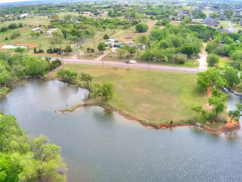 2877 S Sooner Rd, Moore, OK 73165 photo 17