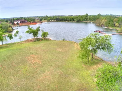 2877 S Sooner Rd, Moore, OK 73165 photo 15