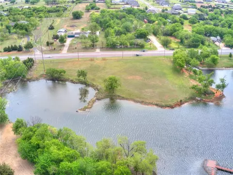 2877 S Sooner Rd, Moore, OK 73165 photo 18