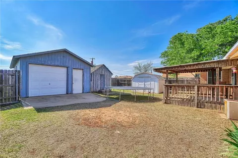 208 K St, Olustee, OK 73560 photo 37