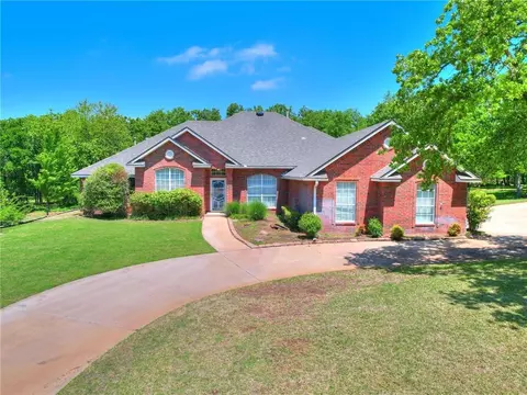 8201 NE 140th St, Edmond, OK 73013