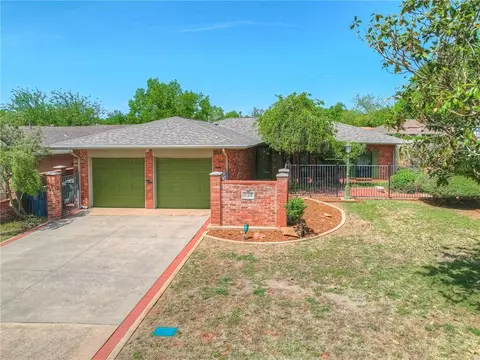 525 Harding Pl, Edmond, OK 73013