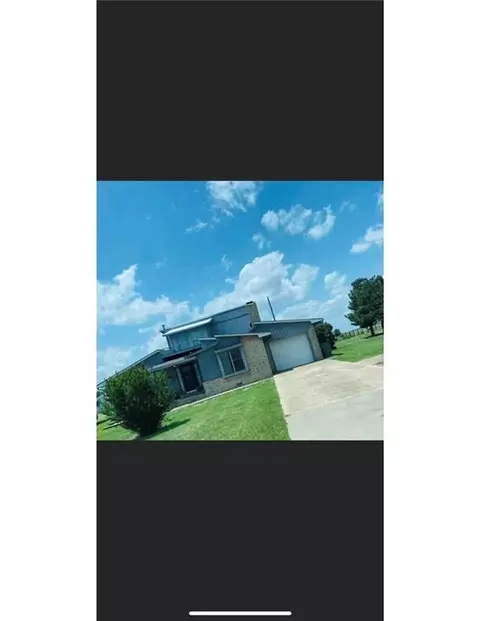 105 N Mayer Cor, Willow, OK 73673 photo 1