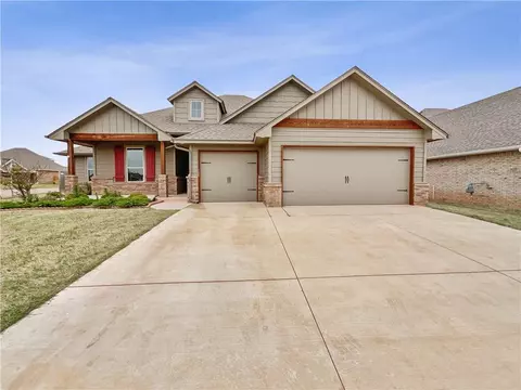 3328 Lola Ct, Moore, OK 73160
