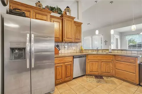 512 Peacock Cir, Altus, OK 73521 photo 18