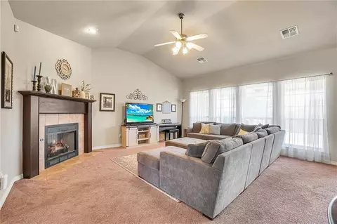 512 Peacock Cir, Altus, OK 73521 photo 13