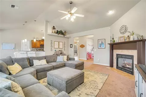 512 Peacock Cir, Altus, OK 73521 photo 11